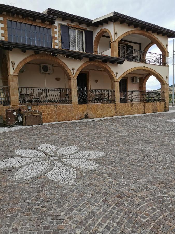 Agriturismo Reggia Saracena Agrigento Exterior photo